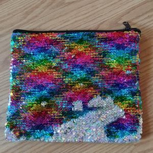 Squence party clutch